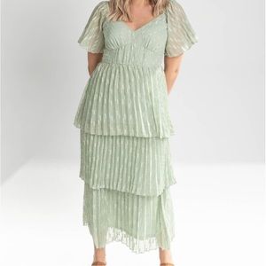 Piper & Scoot Gunner Tiered Maxi Dress large like new One loved Babe